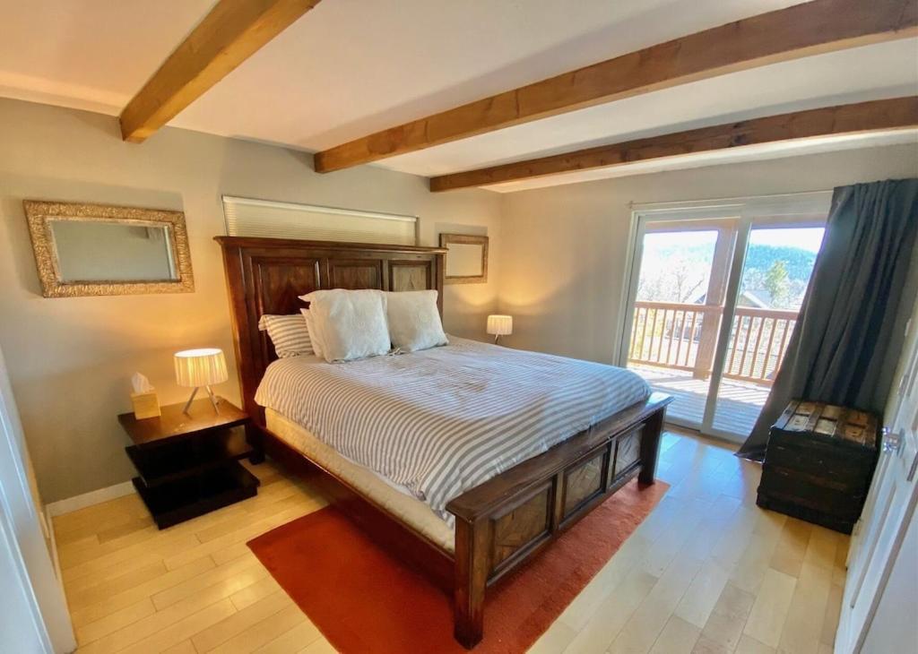 Modern 6 Bedroom Retreat, Stunning Lake Views, Close To Village! Лейк-Эрроухед Экстерьер фото